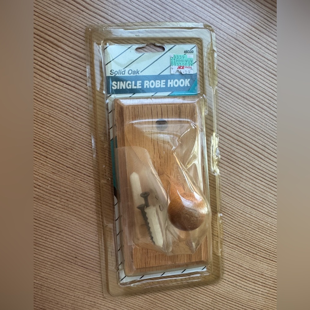 Solid Oak Single Robe Hook